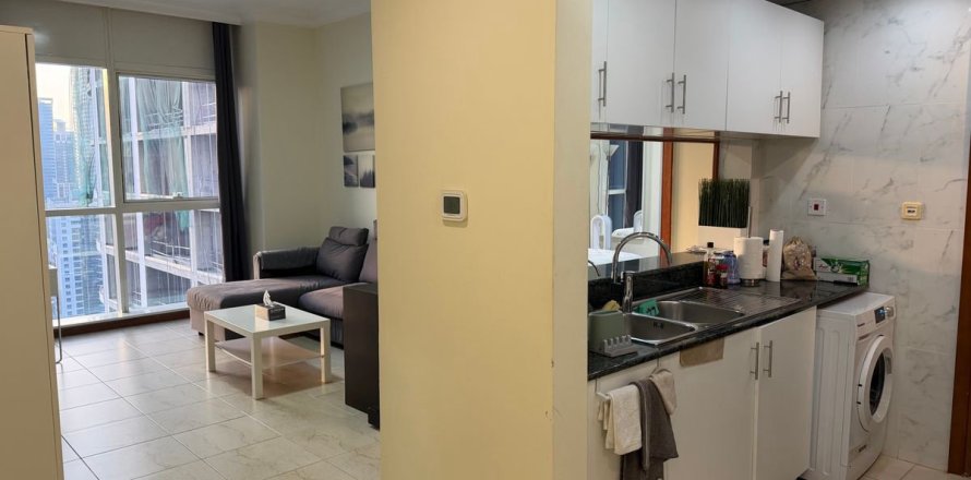 1 bedroom Apartment in Dubai, UAE No. 165055