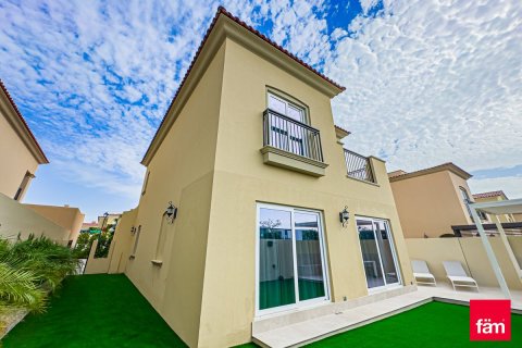 3 bedrooms Villa in Dubai, UAE No. 203121