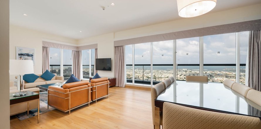 2 bedrooms Apartment in Sheikh Zayed Road, UAE No. 204928