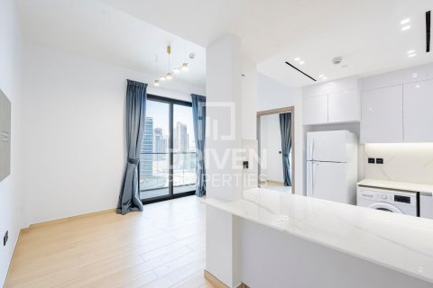 1 bedroom Apartment in District 12, UAE No. 206961