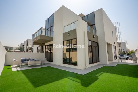 Villa de 4 dormitorios en Mohammed Bin Rashid City, UAE No. 156309