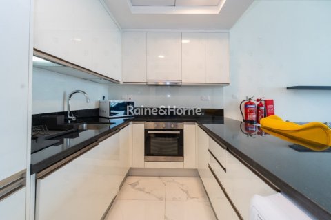 1 bedroom Apartment in Business Bay, UAE No. 156311 5