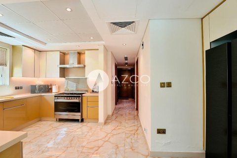 4 غرف نوم فيلا في Legacy, الإمارات العربية المتحدة رقم 101720 9