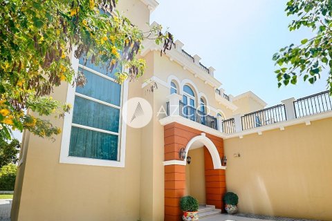 4 غرف نوم فيلا في Legacy, الإمارات العربية المتحدة رقم 101720 22
