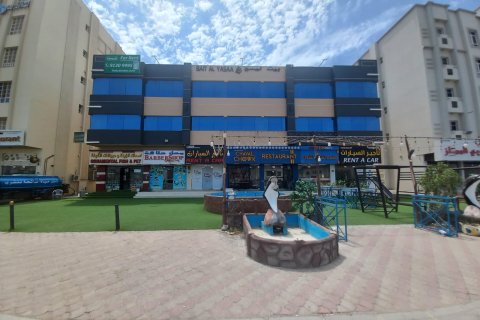 Commercial property de 425m² à Muscat, Oman No. 54335