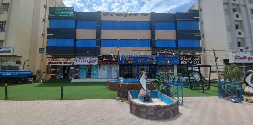 425مربع، عقار تجاري في مسقط , عُمان رقم 54335