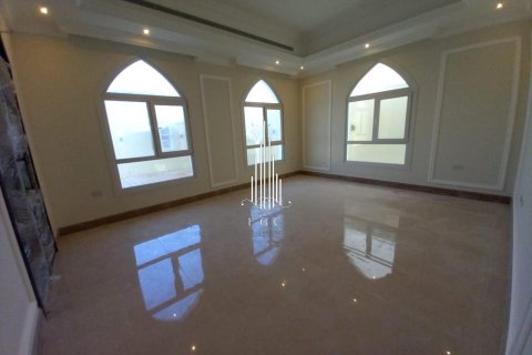 6 bedrooms Villa in Al Shawamekh, UAE No. 36223 5
