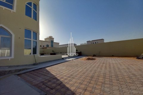 6 bedrooms Villa in Al Shawamekh, UAE No. 36223 21