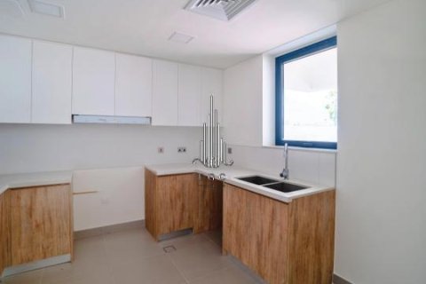 3 bedrooms Townhouse on the Yas Island, UAE No. 36225 21
