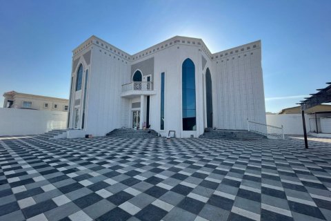 5 bedrooms Villa in Ras Al Khaimah, UAE No. 184223