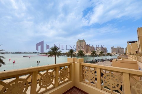 3 bedrooms Townhouse in Doha, Qatar No. 60836