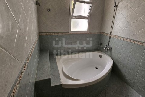 5 bedrooms Twin Villa in Muscat, Oman No. 53581 9