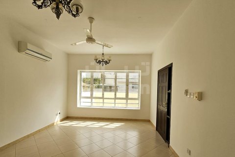5 bedrooms Twin Villa in Muscat, Oman No. 53581 5