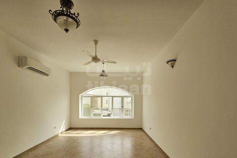 5 bedrooms Twin Villa in Muscat, Oman No. 53581 7