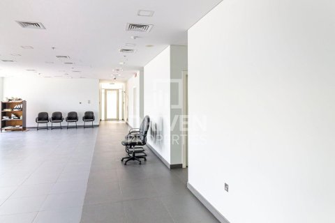 Склад 8588.89м² в Джабаль-Али, ОАЭ №193855