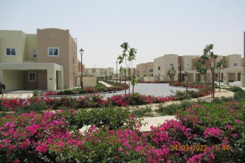 Townhouse de 4 chambres à Villanova, UAE No. 1641