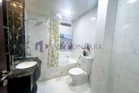 Apartment de 1 dormitorio en Doha, Qatar No. 57323 6