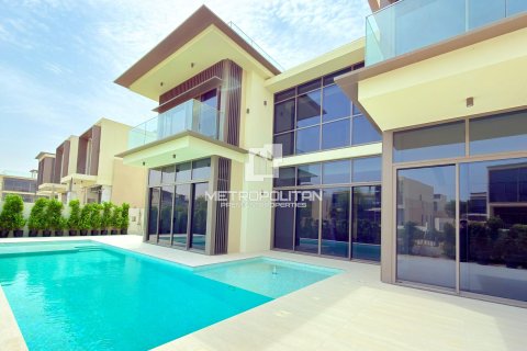 Villa de 5 chambres à Golf Place, UAE No. 128505