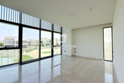Villa de 5 chambres à Golf Place, UAE No. 128504 21