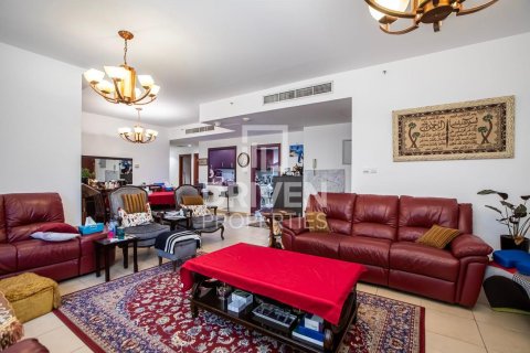 Квартира с 3 спальнями в Murjan, ОАЭ №207123