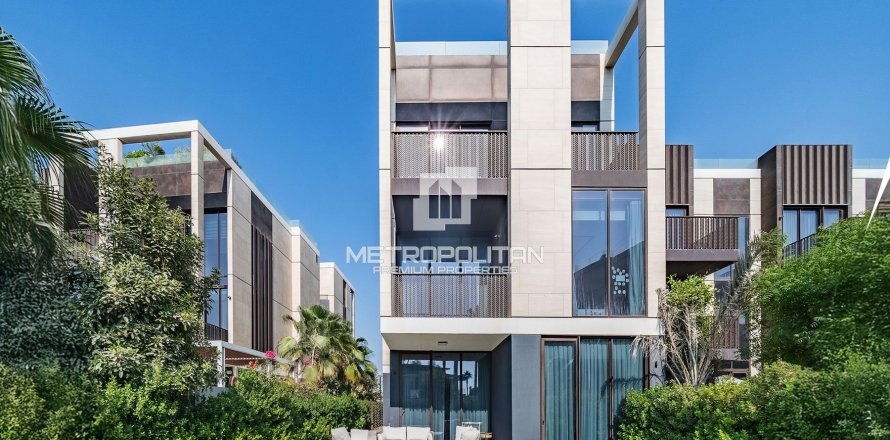 Townhouse de 5 dormitorios en Jumeirah Bay Island, UAE No. 129143