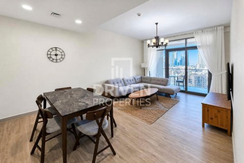 Квартира с 2 спальнями в Bellevue Towers, ОАЭ №199901 3