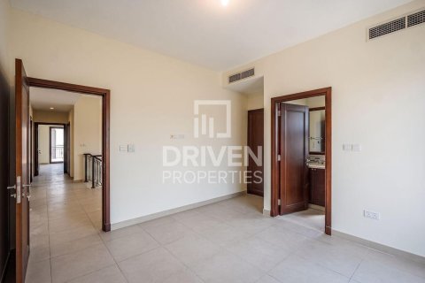 Villa de 5 dormitorios en Lila, UAE No. 193473 10