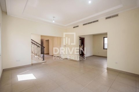 Villa de 5 dormitorios en Lila, UAE No. 193473 4