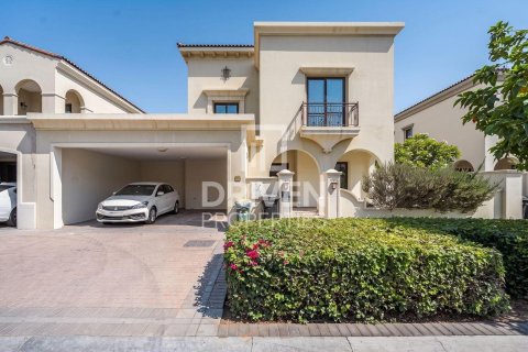 Villa de 5 dormitorios en Lila, UAE No. 193473 6