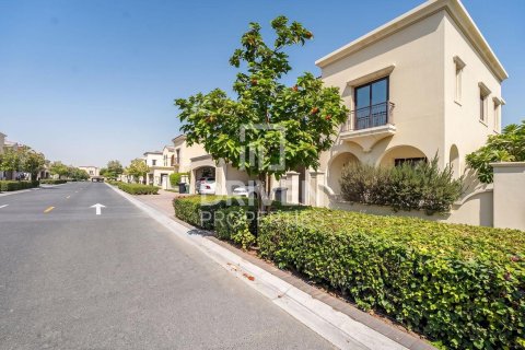 Villa de 5 dormitorios en Lila, UAE No. 193473 7