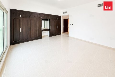 4 bedrooms Villa in Dubai, UAE No. 186371 11