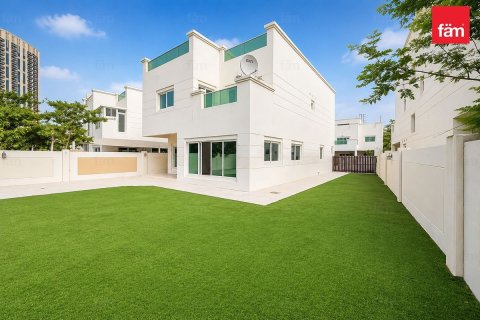 4 bedrooms Villa in Dubai, UAE No. 186371 23