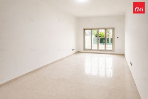 4 bedrooms Villa in Dubai, UAE No. 186371 4