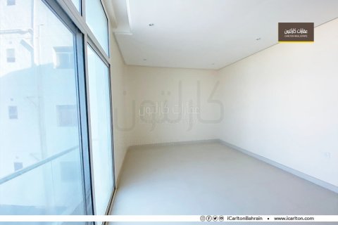 2 bedrooms Apartment in Manama, Bahrain No. 66930 5