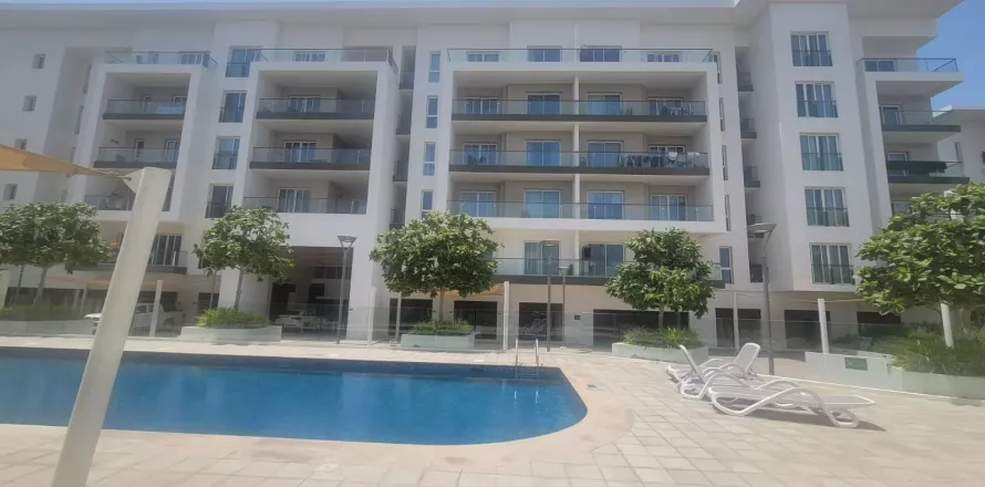 2 bedrooms Apartment in Muscat, Oman No. 66939