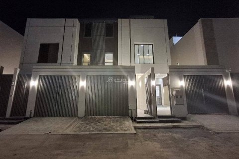 3 bedrooms Apartment in Riyadh, Saudi Arabia No. 60441