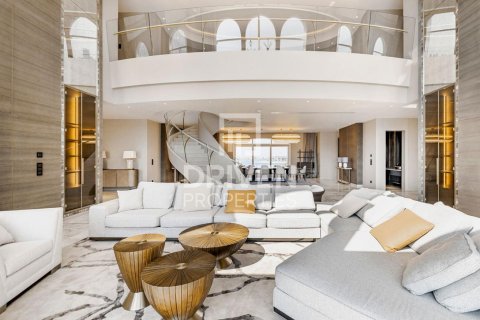 Penthouse de Studio à The Crescent, UAE No. 209409