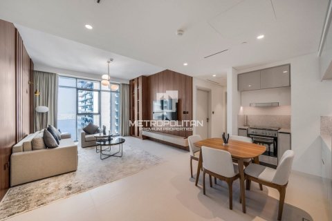 Квартира с 1 спальней в EMAAR Beachfront, ОАЭ №129656 8