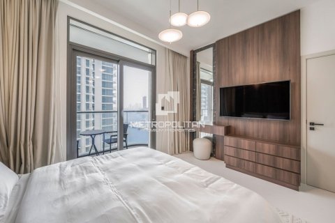 Квартира с 1 спальней в EMAAR Beachfront, ОАЭ №129656 13