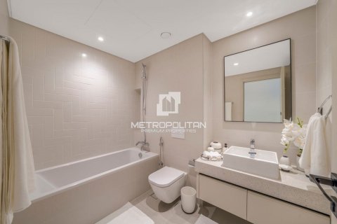 Квартира с 1 спальней в EMAAR Beachfront, ОАЭ №129656 7