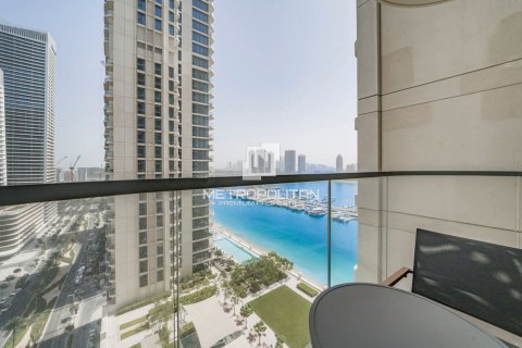 Квартира с 1 спальней в EMAAR Beachfront, ОАЭ №129656 10