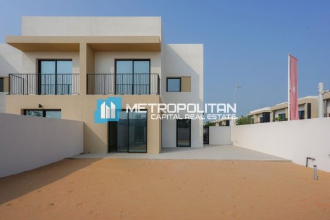 4 bedrooms Townhouse on the Yas Island, UAE No. 140896