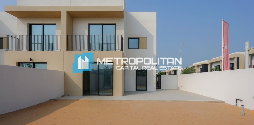 4 bedrooms Townhouse on the Yas Island, UAE No. 140896