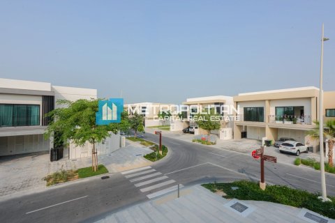 4 bedrooms Townhouse on the Yas Island, UAE No. 140896 4