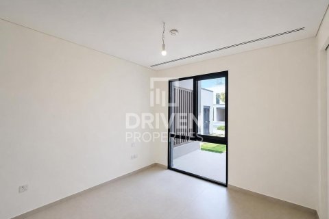 4 bedrooms Villa in Jebel Ali, UAE No. 191594 7