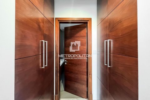 Villa de 5 dormitorios en District One, UAE No. 128917 24