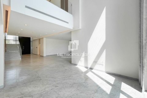 Villa de 5 dormitorios en District One, UAE No. 128917 8