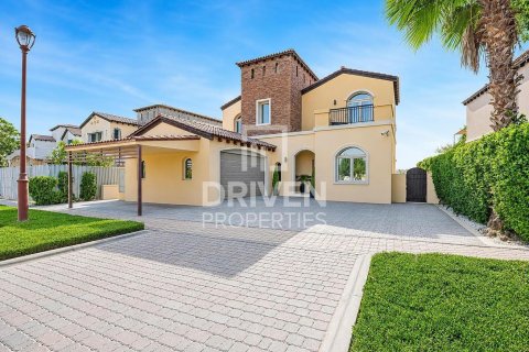 5 bedrooms Villa in Sienna Lakes, UAE No. 204764