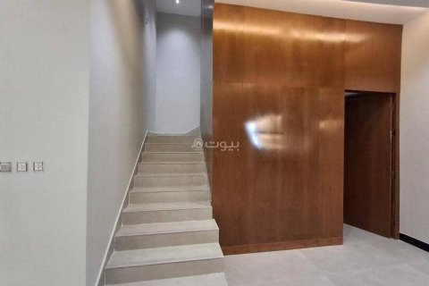 Вилла с 4 спальнями в Эр-Рияд, Саудовская Аравия №99683 8