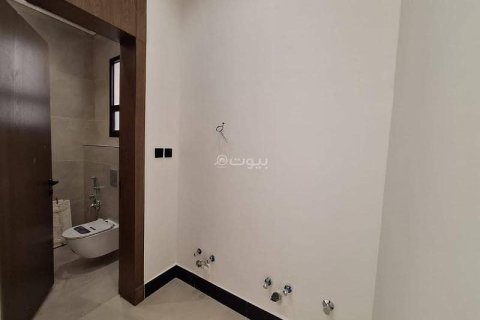 Villa de 4 chambres à Riyadh, Saudi Arabia No. 99678 14